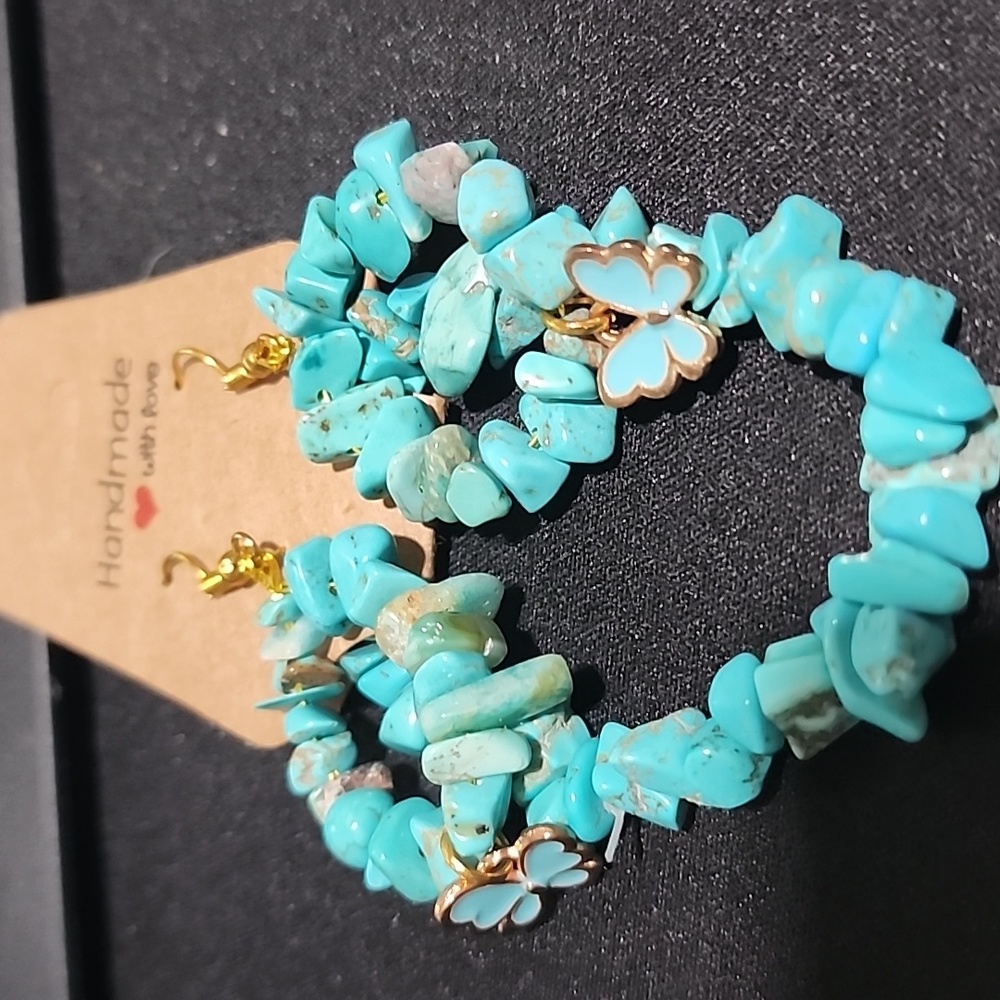 Earring & bracelet